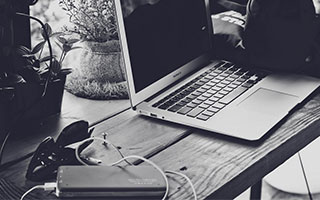 九游娱乐-法甲裁判误判后联盟纠正机制成效研判，法甲裁判被绊倒