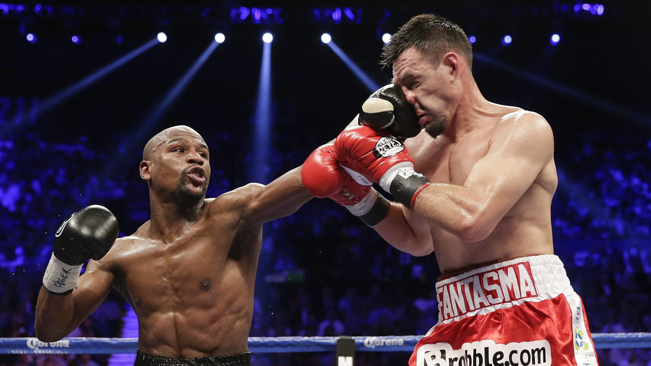 冠军赛事背后故事精彩纷呈,人物鲜活生动,冠军介绍